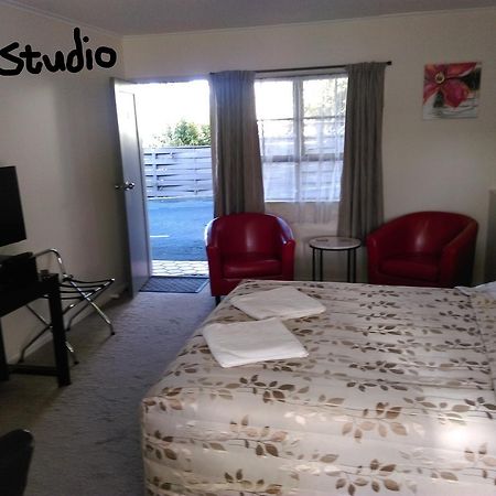Stonehaven Motel Whangarei Exterior photo