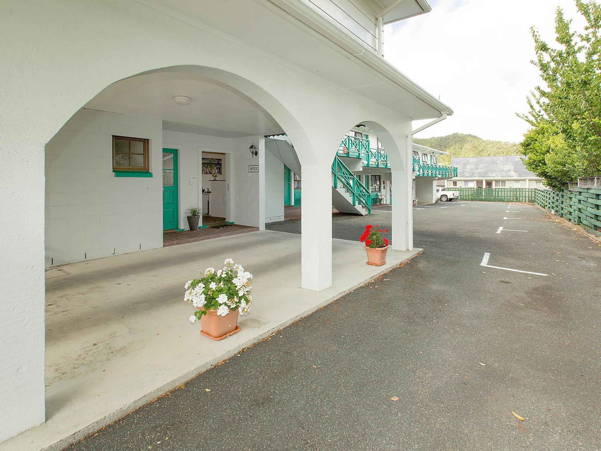 Stonehaven Motel Whangarei Exterior photo