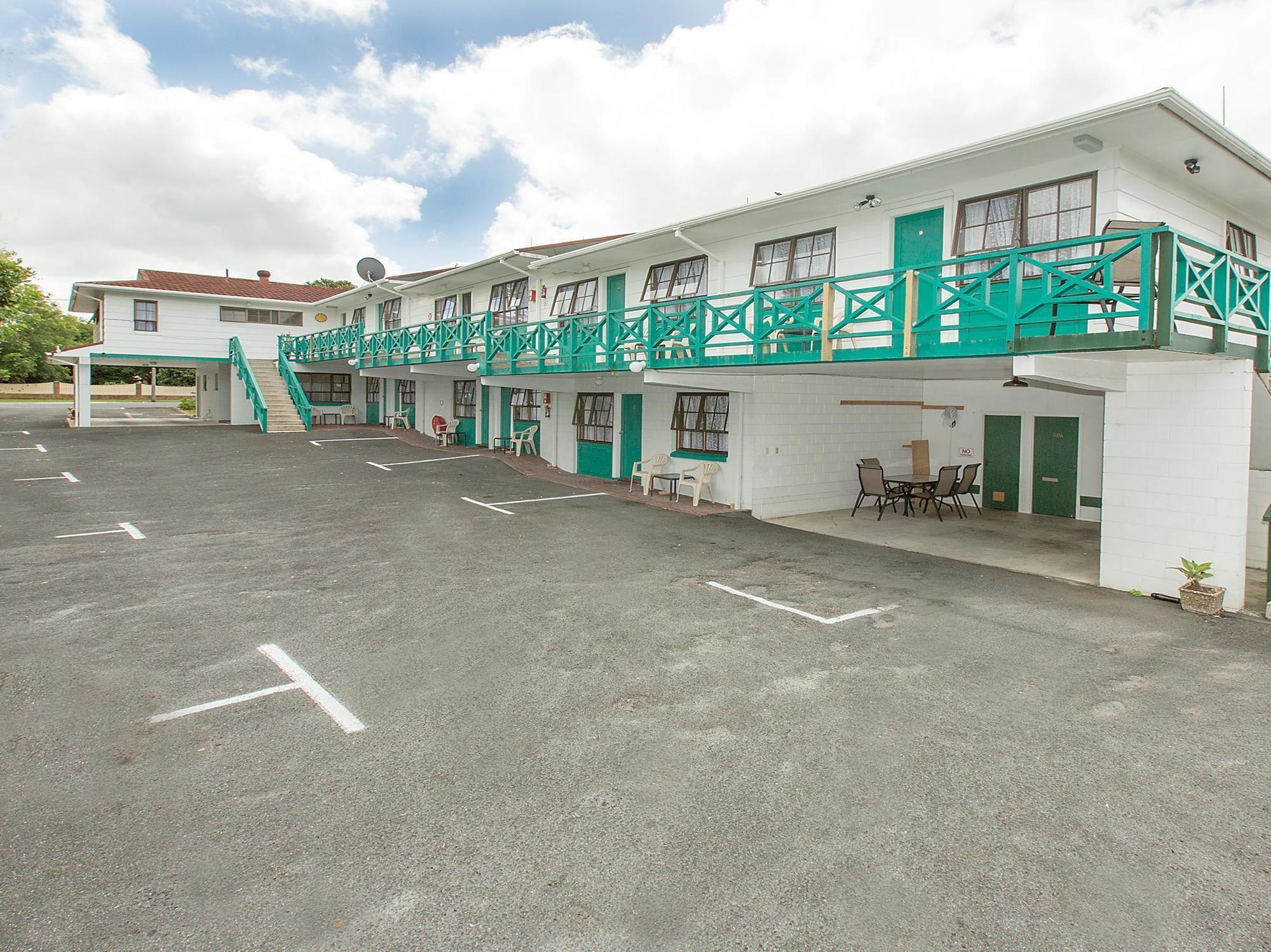 Stonehaven Motel Whangarei Exterior photo