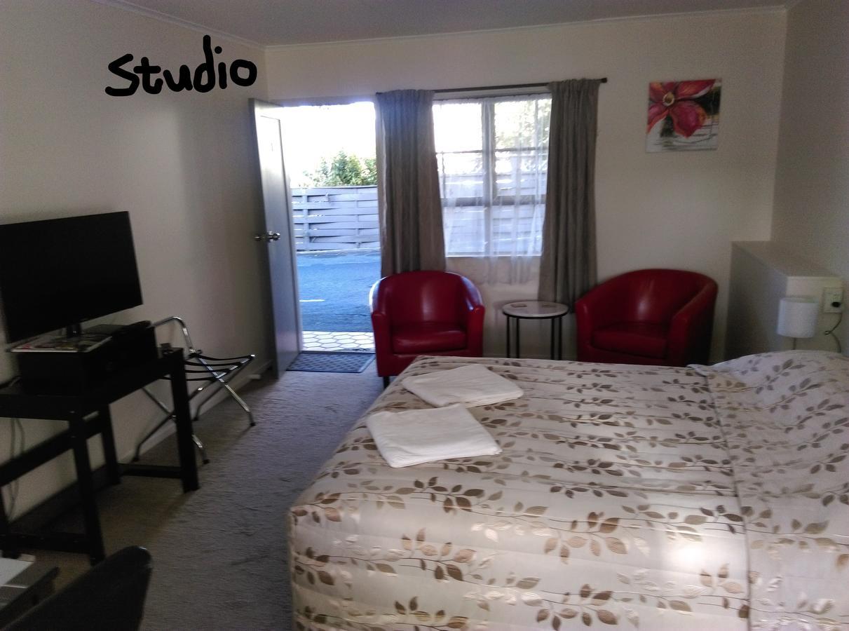 Stonehaven Motel Whangarei Exterior photo